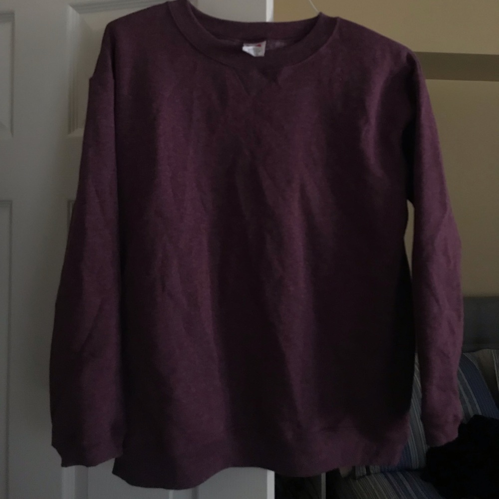 crew neck sweatshirt